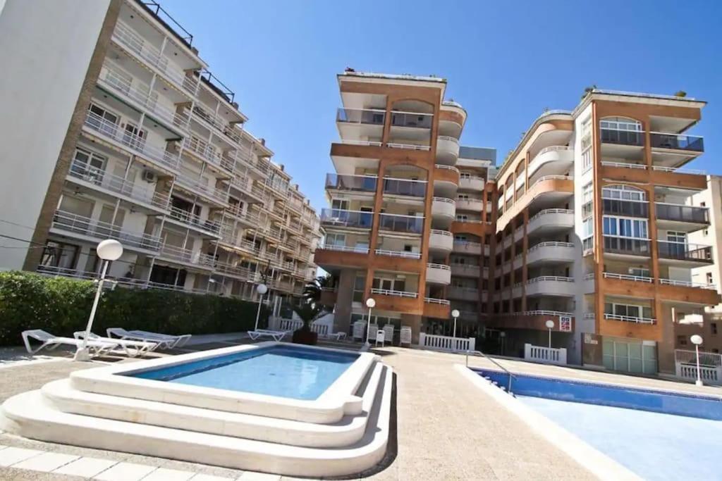 White Beach 100M Playa, Wifi, Pool 6Pax Salou Eksteriør bilde